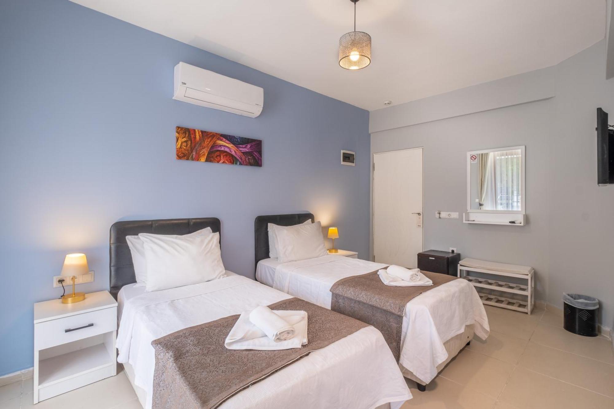Himm Hotel Kas Bagian luar foto