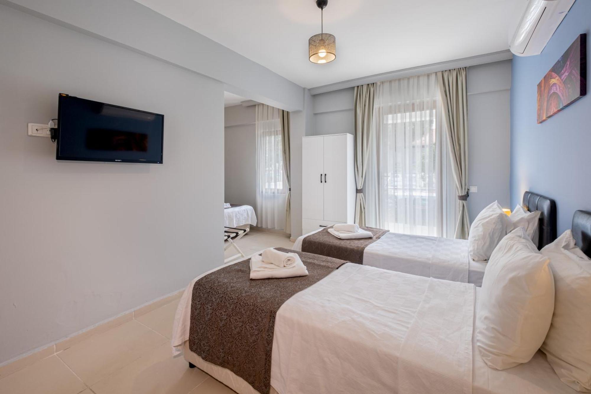 Himm Hotel Kas Bagian luar foto
