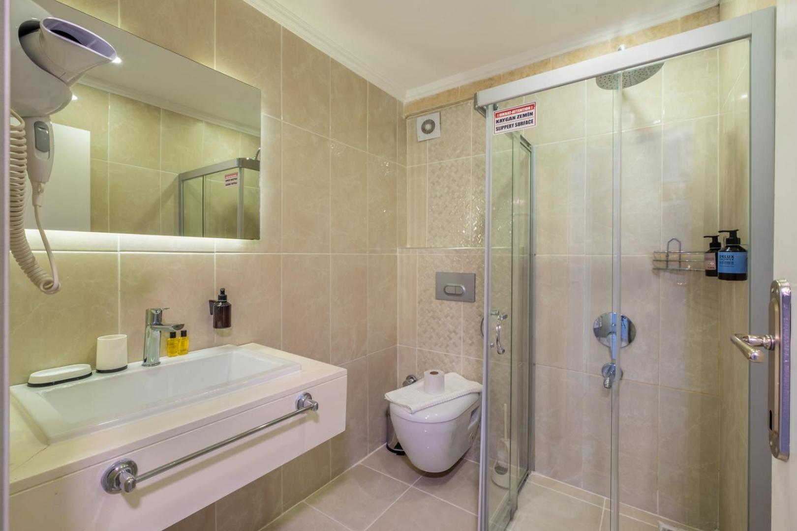 Himm Hotel Kas Bagian luar foto